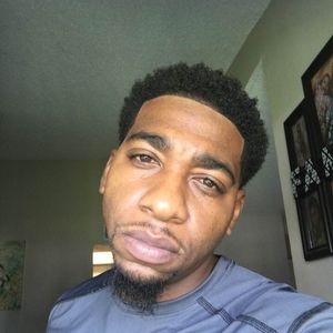 Meet your Posher, Tavin